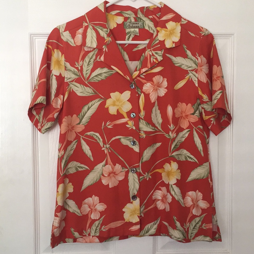 Tommy Bahama Button Down